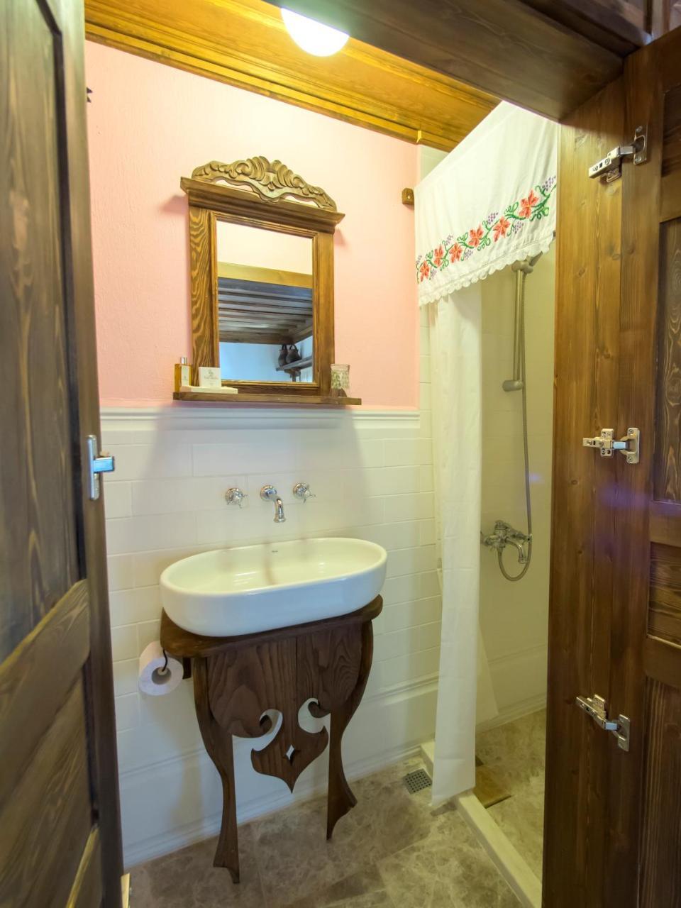 Yeni Gelin Evi Apartment Birgi Bagian luar foto